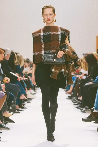 Look 6